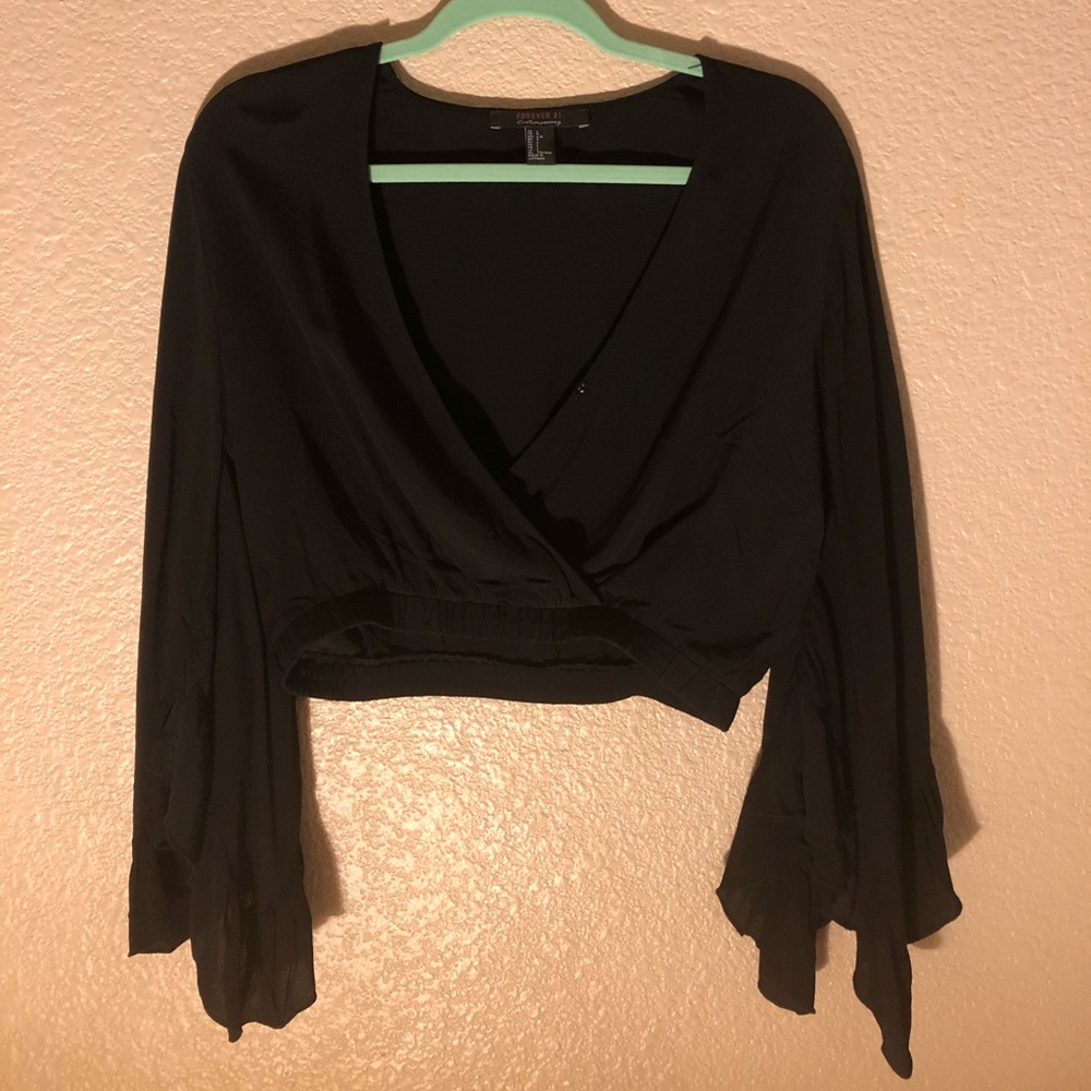 Flowy Black Crop Top